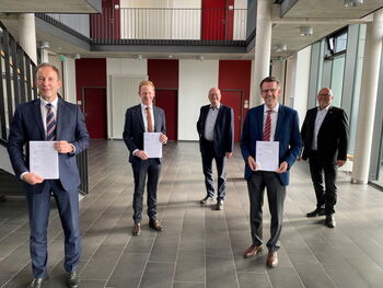 v.l.n.r. Jens Hansen, Friedrich A. Kruse jun., Thomas Lütje, Frank Schnabel und Martin Schmedtje