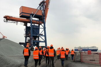 Hafenrundgang mit den Besuchern der Azubi Ahoi